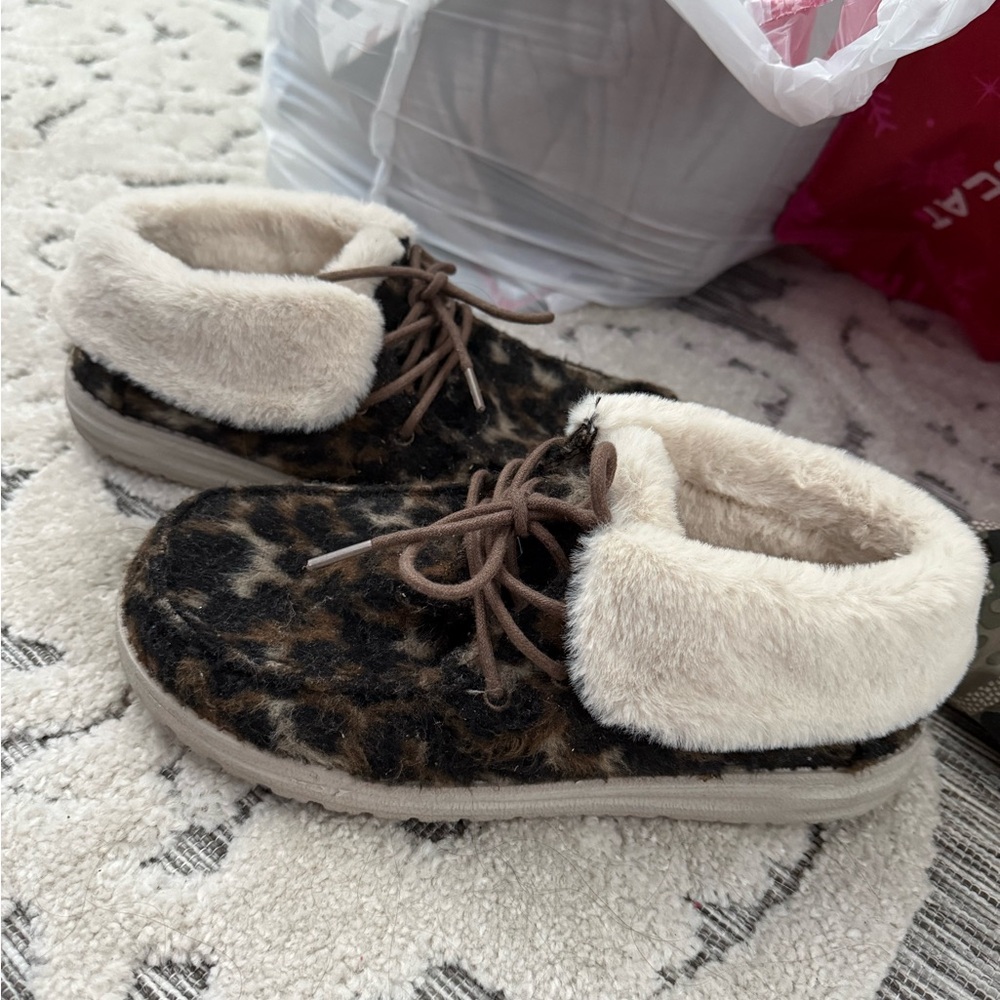 Hey Dude Leopard Print Faux Fur Lined Shoes